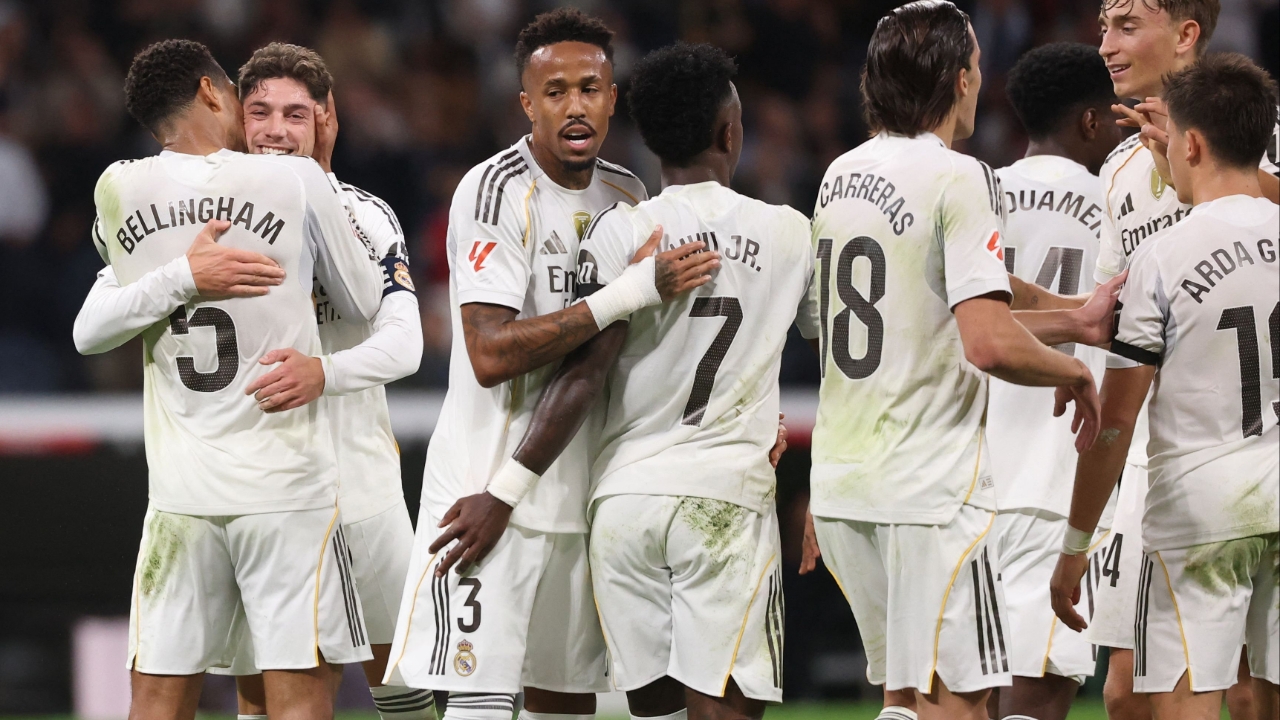 มาดริดตกลงวาจากับกองหลังรายใหม่ รอเซ็นฟรีตลาดซัมเมอร์